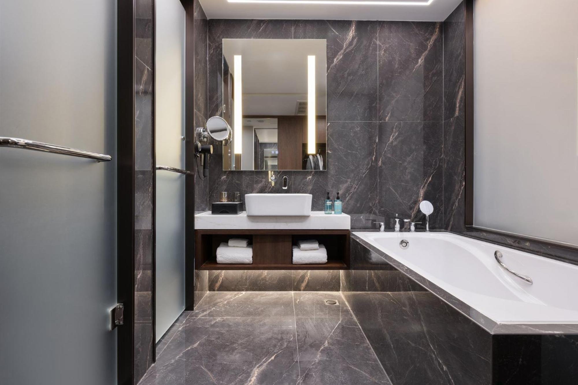 Holiday Inn Express Zhengzhou Airport By Ihg Xinzheng  Zewnętrze zdjęcie